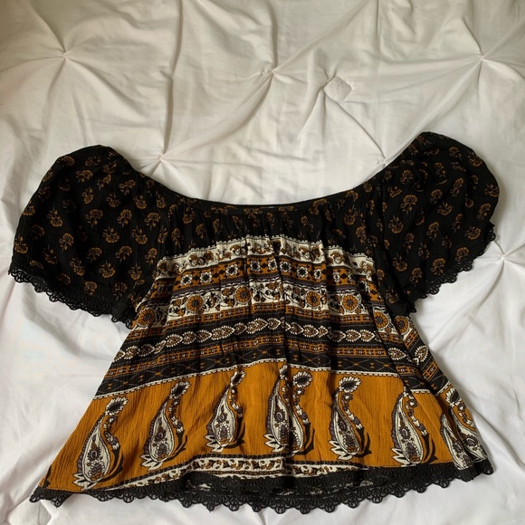 Forever 21 Off The Shoulder Printed Top - Picture 3 of 4